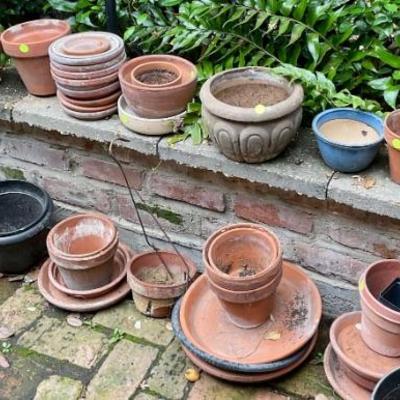 Flower pots