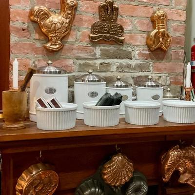 White canisters, Corning French white