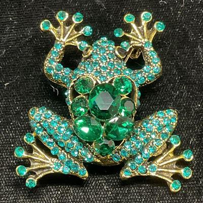 Gold Tone Green Crystal Frog Brooch
