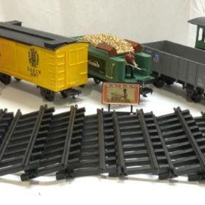 Set 27 Model Train & Track Pieces SCIENTIFIC TOYS
