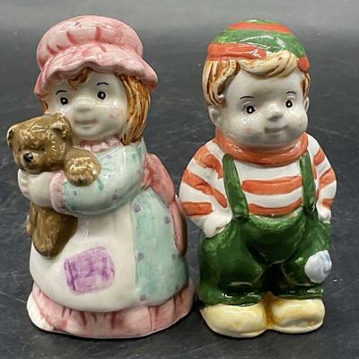 Set Signed Ceramic Figural Salt & Pepper Shakers
