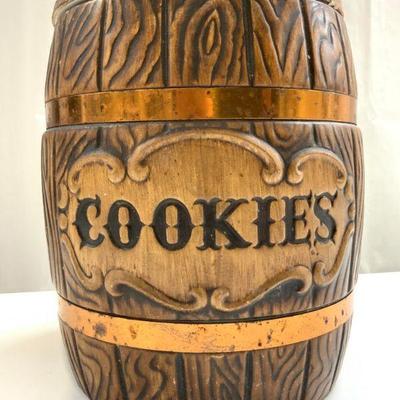 Barrel Form Ceramic Cookie Jar W Lid
