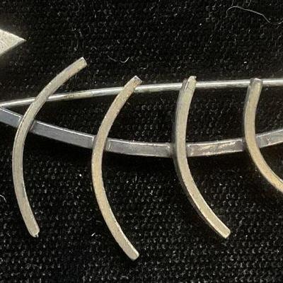 Vtg Beau Sterling Silver Fish Bone Brooch

