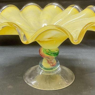 Vtg Yellow Art Glass Pedestal Scalloped Bowl

