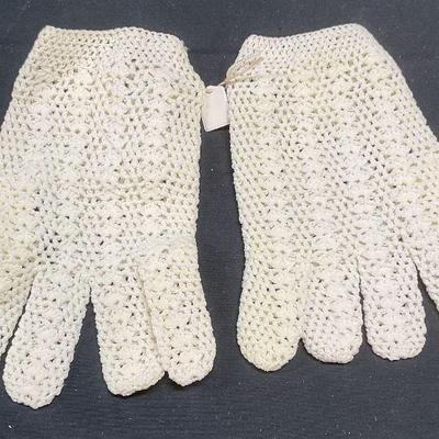Vintage White open Knit Gloves, Italy, NWT
