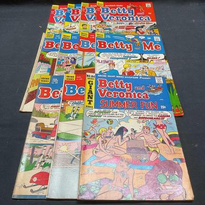 Group Lot Archie Bettie & Veronica Comic Books
