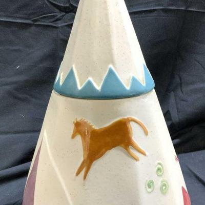 TREASURE CRAFT USA Ceramic Teepee Cookie jar
