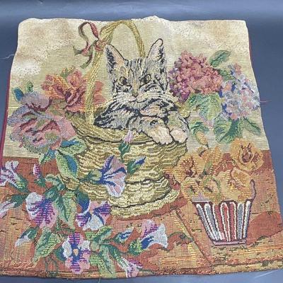 Cat W/ Florals Motif Tapestry Style Pillow Case
