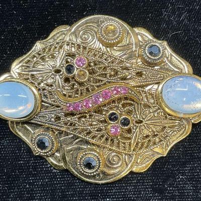 Vintage Gold Tone Filigree Crystal Brooch
