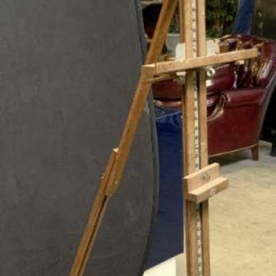 Antique Wooden Floor Size Easel
