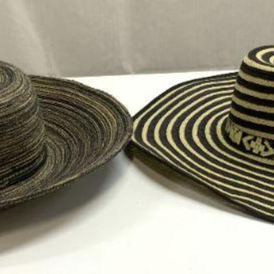 Lot 2 Assorted Brimmed Sun Hats W Brims
