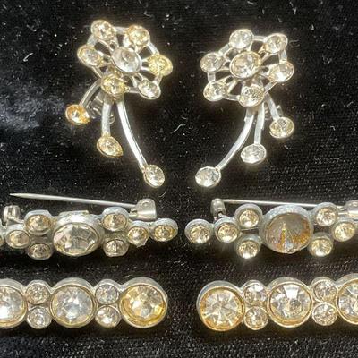 Lot 6 Vintage Silver Tone Crystal Brooches
