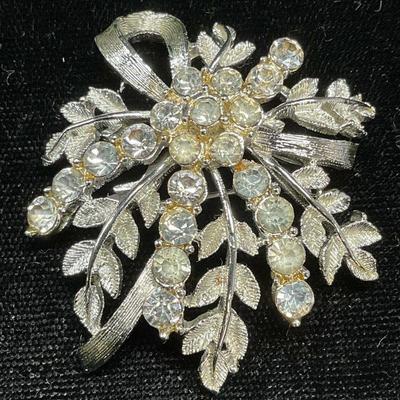 Vintage Silver Tone Crystal Flower Brooch
