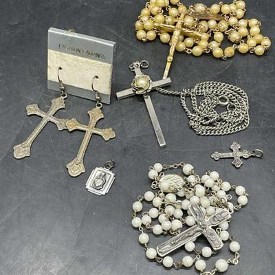Lot 6 Religious Motif Jewelry, STERLING, Rosaries+
