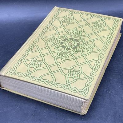 1928 INTELLIGENT WOMANS GUIDE 1st Printing Shaw
