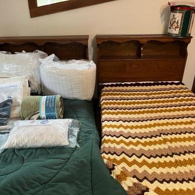 Twin Bed Set