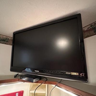 Toshiba 42" Flat Screen TV