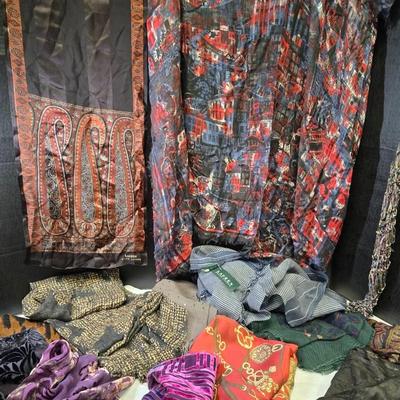 Ralph Lauren Designer Scarves, Fashionable Scarf Collection 