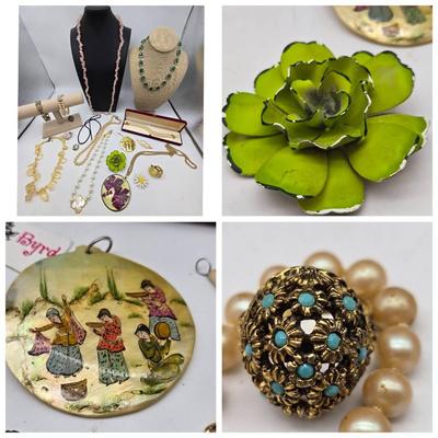 Vintage Costume Jewelry, Liza Byrd, Pearls