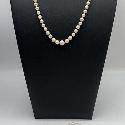 14k Gold Pearl Necklaces And Pendant 