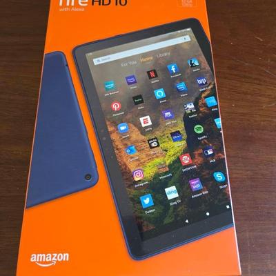 Fire HD 10 Tablet W Alexa 32 GB New In Box