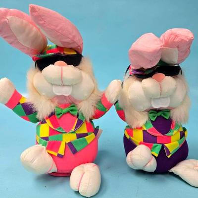 Easter Shaky Pal Plush Rabbit