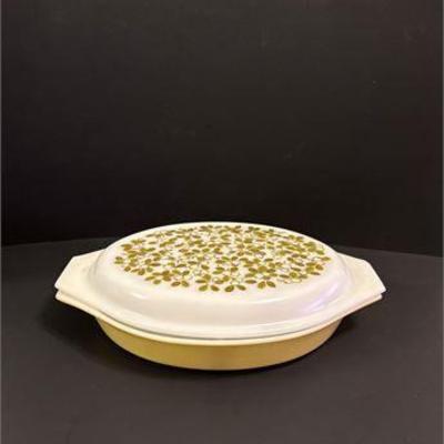 1960's Pyrex Ovenware Divided Casserole.jpg