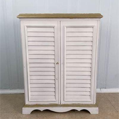Louvered Laundry Hamper .jpg