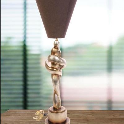 Contemporary lamp