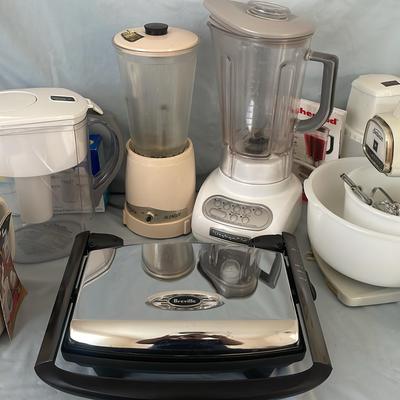 Vintage Kitchen Appliances 