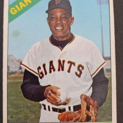 1966 Topps #1 Willie Mays 