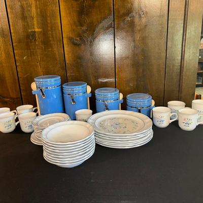 Floral Expressions Dishes 