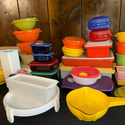 Tupperware Blowout