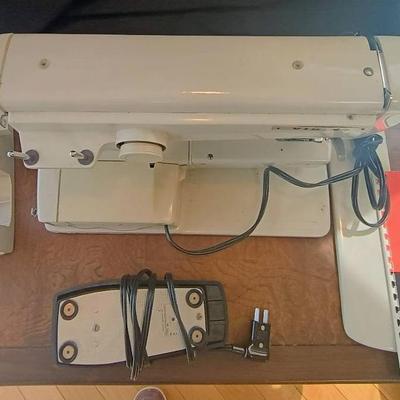 Viking Husqvarna Sewing Machine