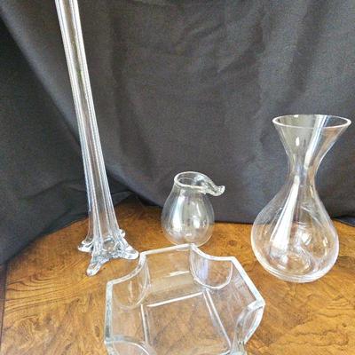 4 Clear Glass In Shapely Elegance