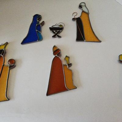 Leaded Stained Glass Nativity, Fits Windowpanes