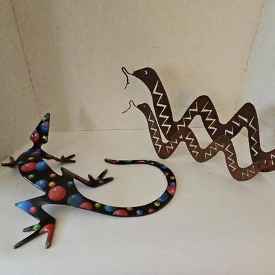 Three  Piece Reptile Deco Metal, Black Gecko Heavy Iron Colorfully  Painted