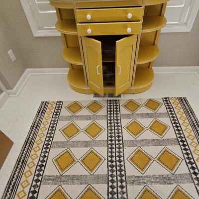 Sunshine Occasionall Cabinet & Geometric Cotton Rug