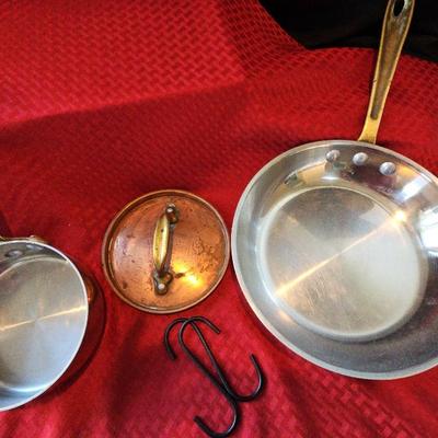 2 Copper Chef Pans 1-10 Inch Copper And Brass Frypan And 1 Small Sauce Pan With Lid