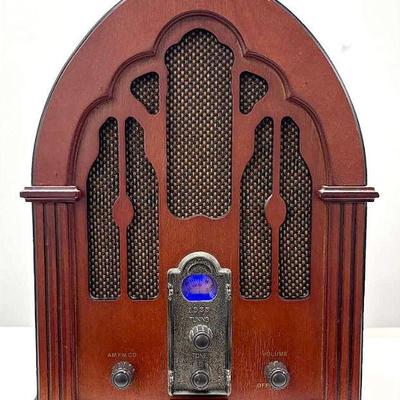 Classic AM/FM Radio w/CD Player