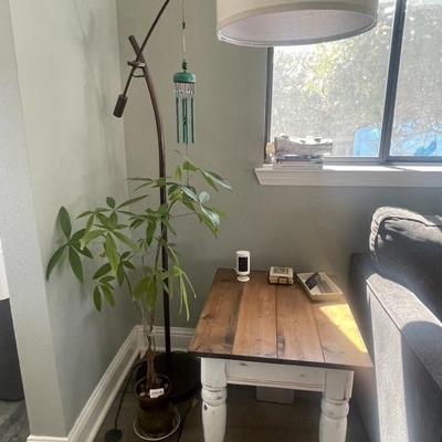 Side table and lamp 
