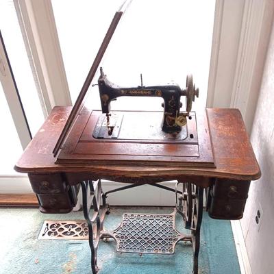 Antique "Unique" Sewing Machine & Table 