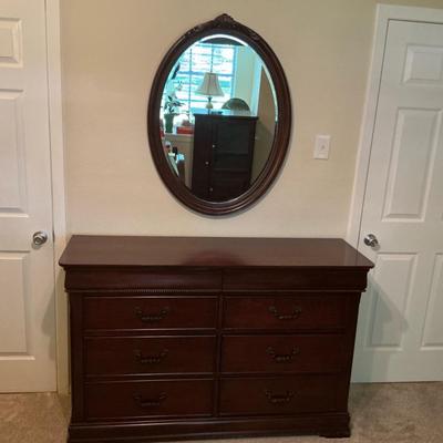 Davis International Dresser And Mirror