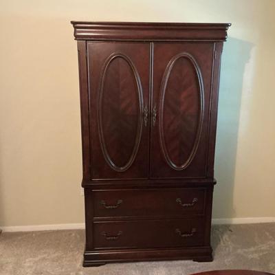 Davis International Armoire