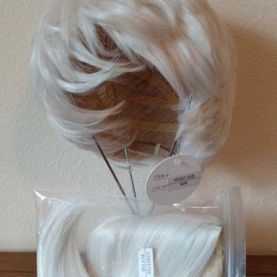 White Short Hair Wig