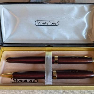 Montefiore Pen Set