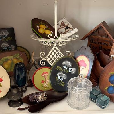 Eclectic Mix of Decor