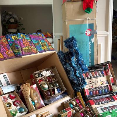 Merry Christmas Includes Vintage Lights And Bulbs