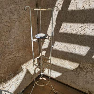 Plant stand