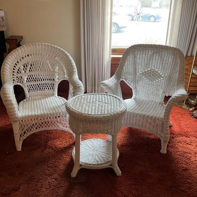 Vintage White Wicker Set